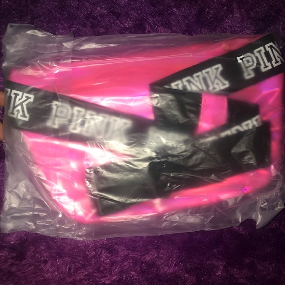 The Brand PINK Fanny Pack/Waist Bag, Color: Pink - Picture 3 of 6